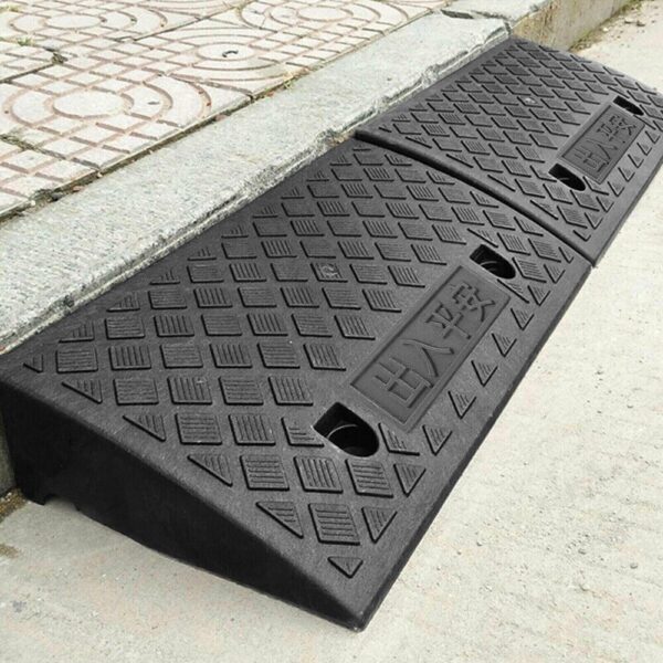 Vehicle Slope Ramp Universal Heavy Duty Rubber Kerb Ramps Car Bikes Threshold - Image 10
